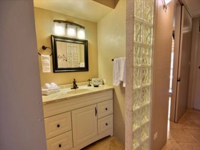 Stunning Vacation Rental Great Views and Interio