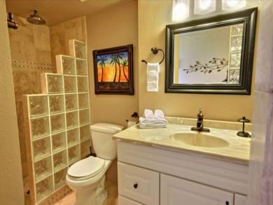 Stunning Vacation Rental Great Views and Interio