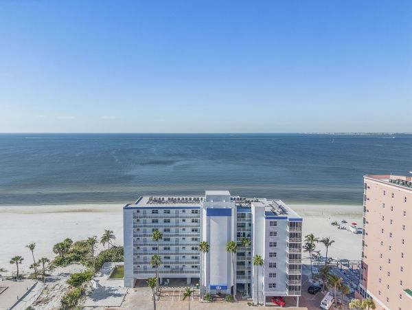 Estero Island Vacation Rental Fort Myers Beach Condo with Gulf & Bay Views