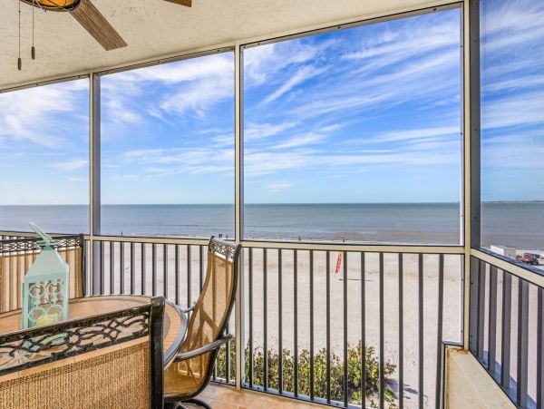 Estero Island Vacation Rental Fort Myers Beach Condo with Gulf & Bay Views