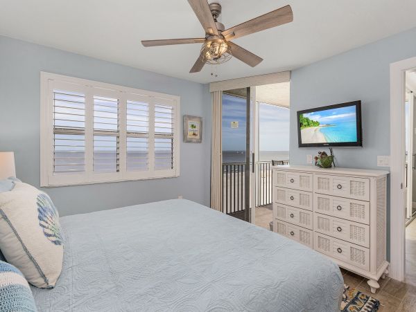 Estero Island Vacation Rental Fort Myers Beach Condo with Gulf & Bay Views