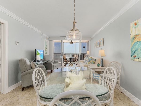 Estero Island Vacation Rental Fort Myers Beach Condo with Gulf & Bay Views