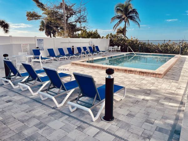 Estero Island Vacation Rental Fort Myers Beach Condo with Gulf & Bay Views