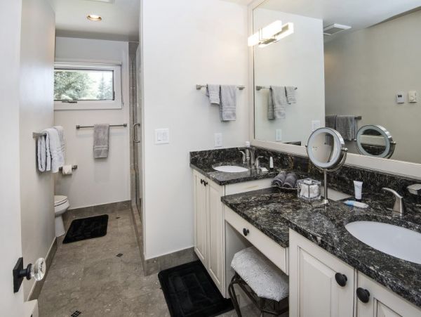 Gore Creek Five Bedroom Vail Rental Walk To Lift #20