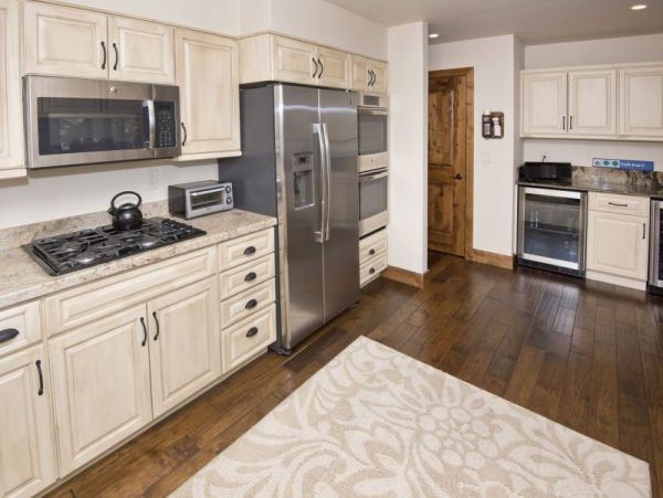 Vail 5 Bedroom Ski Vacation Home Sleeps 12