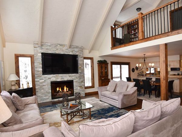 Vail 5 Bedroom Ski Vacation Home Sleeps 12