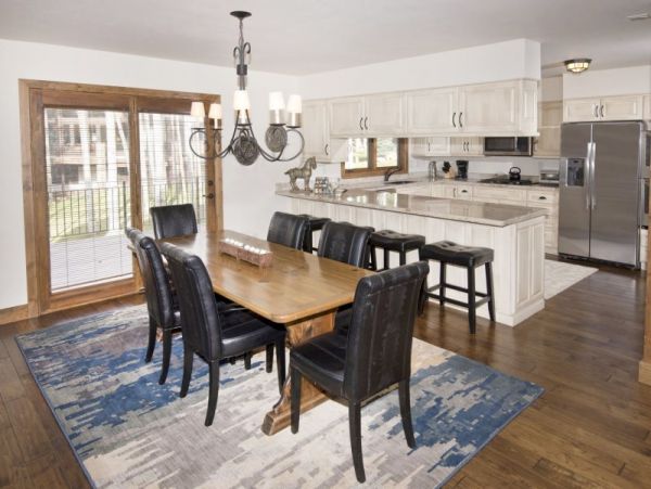 Vail 5 Bedroom Ski Vacation Home Sleeps 12