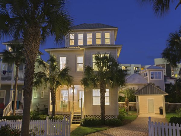 Opulent Five Bedroom Vacation Rental in Miramar Beach