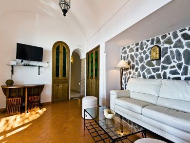Wall Mounted Flat Panel TV in Living Area