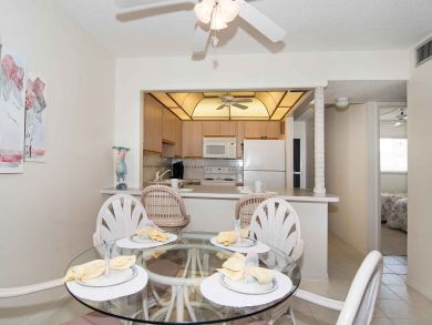 Two Bedroom Holmes Beach Vacation Condo with Pool