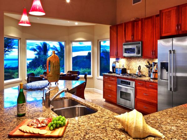 Lahaina Vacation Rental Home Ocean Views Sleeps 11 Guests