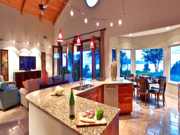 Lahaina Vacation Rental Home Ocean Views Sleeps 11 Guests