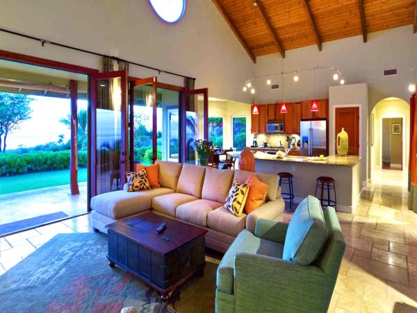 Lahaina Vacation Rental Home Ocean Views Sleeps 11 Guests