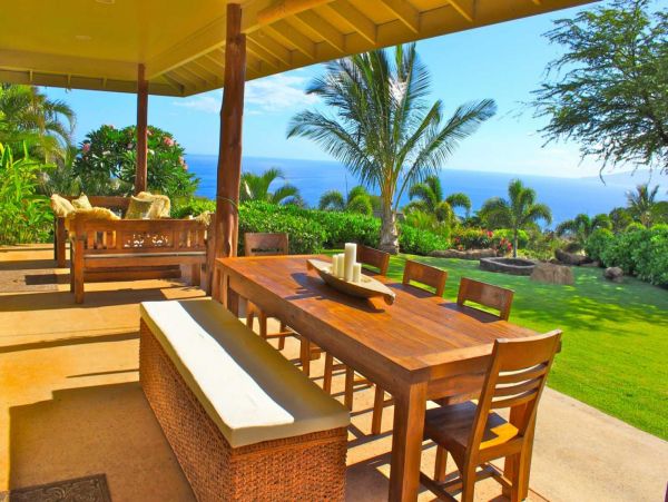 Lahaina Vacation Rental Home Ocean Views Sleeps 11 Guests