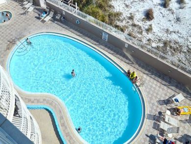 Pool & Beach View