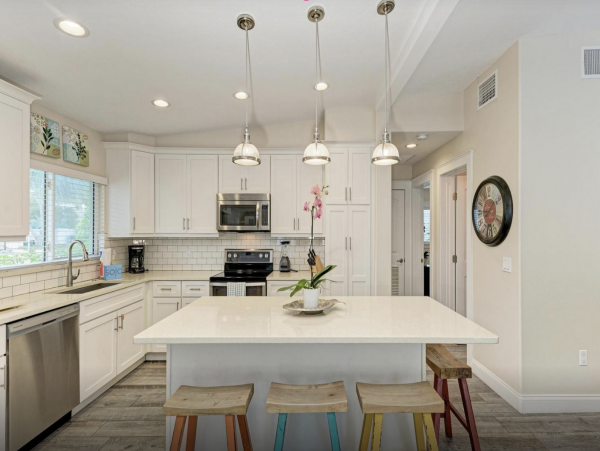 Anna Maria Island Vacation Rentals - Florida Gulf Coast Beach Homes with Pool - additional view, photo 5