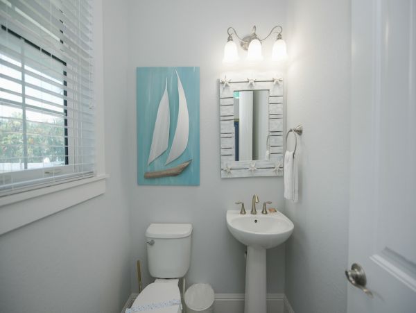 Magnificent Anna Maria Island Pool Home - Your Perfect Getaway