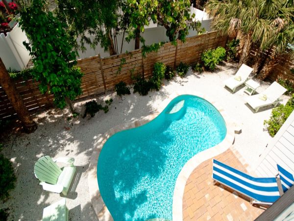 Pine Avenue Vacation Rental Top Anna Maria Location.