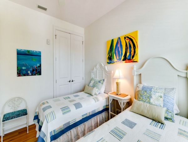 Pine Avenue Vacation Rental Top Anna Maria Location.
