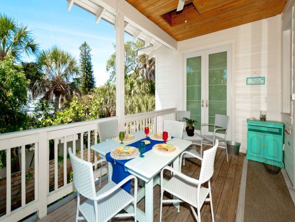 Pine Avenue Vacation Rental Top Anna Maria Location.