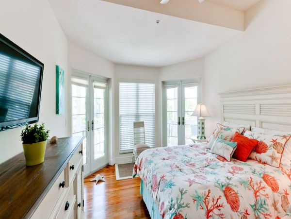 Pine Avenue Vacation Rental Top Anna Maria Location.