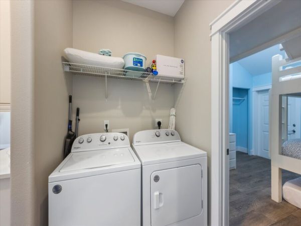 Anna Maria 4 Bedroom Vacation Home Close to the Beach