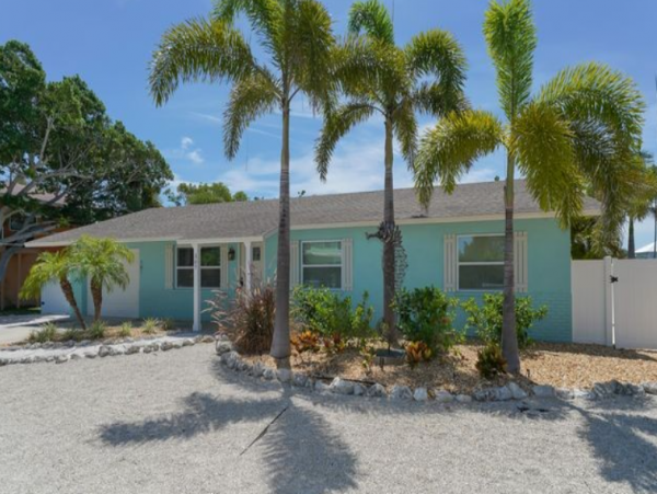 Anna Maria Island Vacation Rental with Three Bedrooms