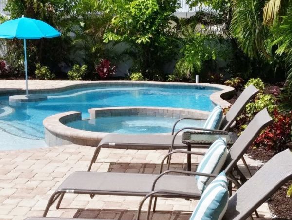 Four Bedroom 3 Bath Rental A Few Homes Back from Gulf