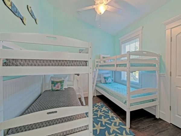 Four Bedroom 3 Bath Rental A Few Homes Back from Gulf