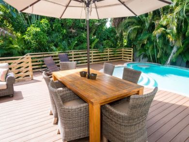 Outdoor Dining Area
