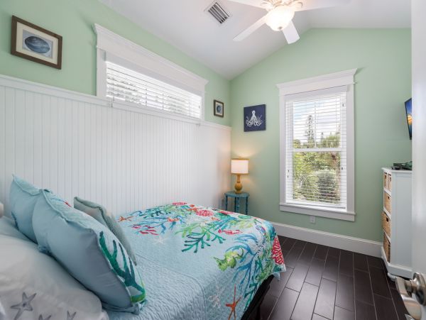 Stunning Four Bedroom Luxury Vacation Rental in Anna Maria