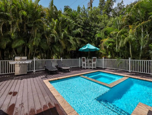 Stunning Four Bedroom Luxury Vacation Rental in Anna Maria