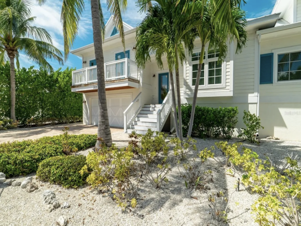 Luxury 5 Bedroom Anna Maria Island Short Walk to Beach
