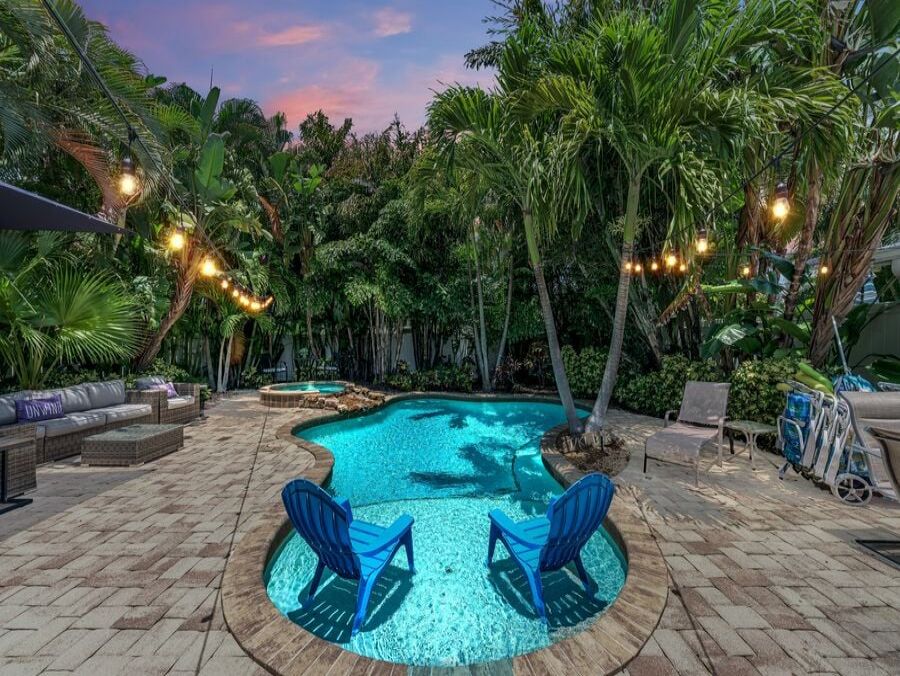 Anna Maria Island 3 Bedroom Home Short Walk to The Beach