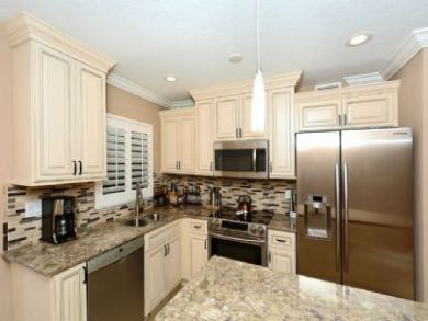 Equipped Kitchen with Stainless Steel Appliances Equipped Kitchen with Stainless Steel Appliances