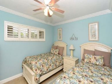 Twin Beds in Second Bedroom Twin Beds in Second Bedroom