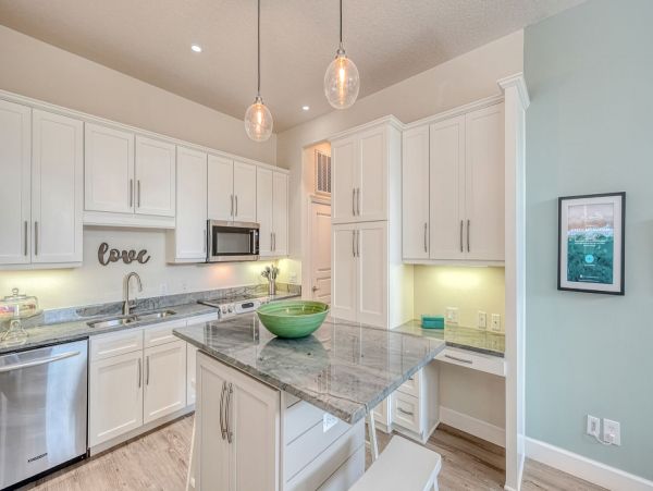 Posh Three Bedroom Vacation Rental with Pool