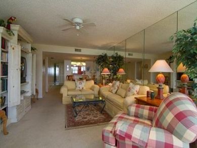Living & Dining Area