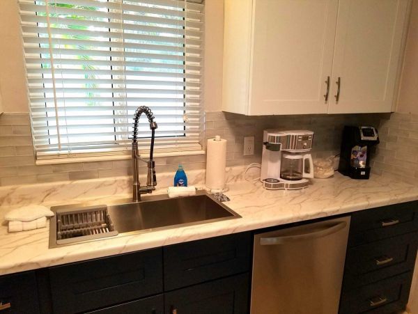 Short Walk to Siesta Key Beach From This Two Bedroom Rental