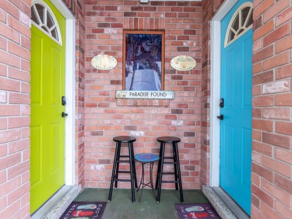 Siesta Key 2 Bedroom Rental Super Close to Beach Seeps Six