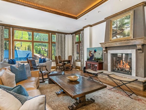 Stunning Vail 4 Bedroom Vacation Rental Ski In/ Ski Out