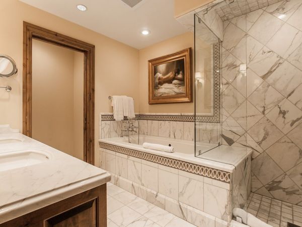 Stunning Vail 4 Bedroom Vacation Rental Ski In/ Ski Out