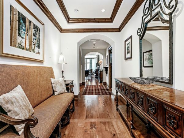Stunning Vail 4 Bedroom Vacation Rental Ski In/ Ski Out
