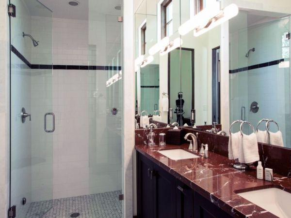 Luxury Five Bedroom Home with 9  Separate Beds Family Rental