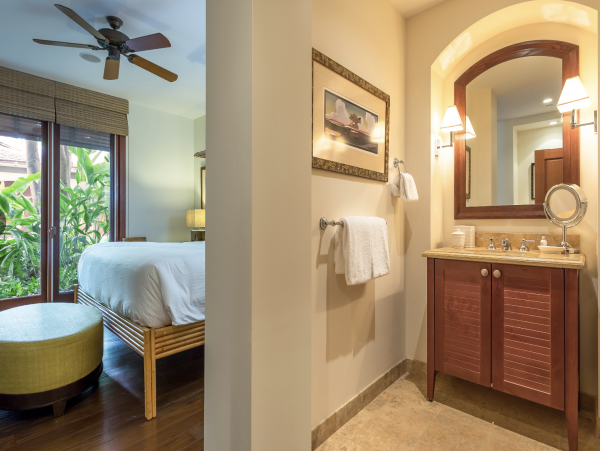 Luxury Three Bedroom Villa Sleeps 8 with  Private Plunge Pool