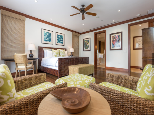 Luxury Three Bedroom Villa Sleeps 8 with  Private Plunge Pool
