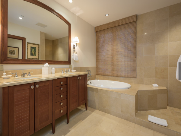 Luxury Three Bedroom Villa Sleeps 8 with  Private Plunge Pool