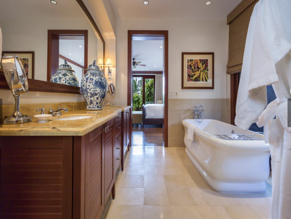 Luxury Three Bedroom Villa Sleeps 8 with  Private Plunge Pool