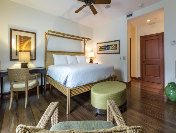Luxury Three Bedroom Villa Sleeps 8 with  Private Plunge Pool