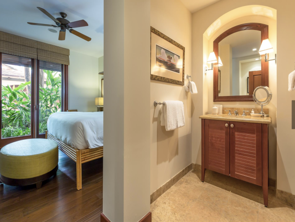 Luxury Three Bedroom Villa Sleeps 8 with  Private Plunge Pool